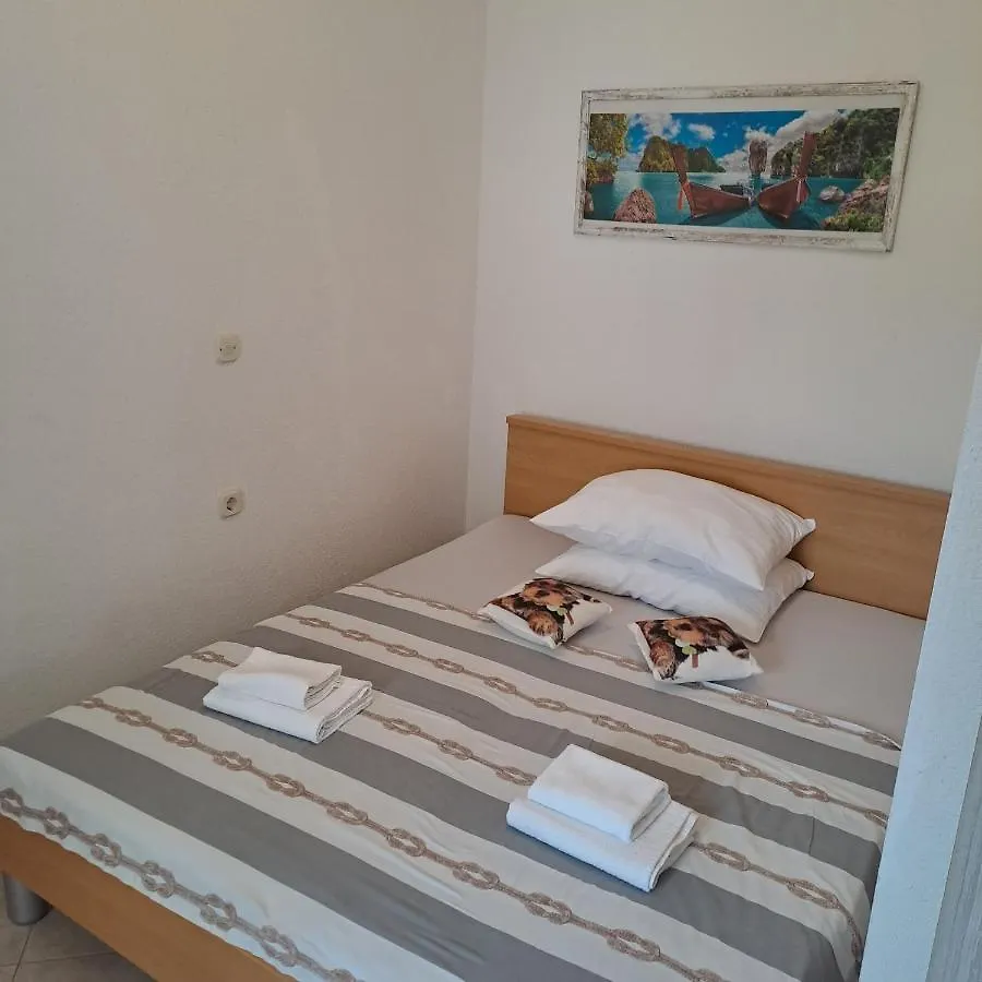 Apartmani Mila-Casa Bianca Medulin 0*,  Croatia