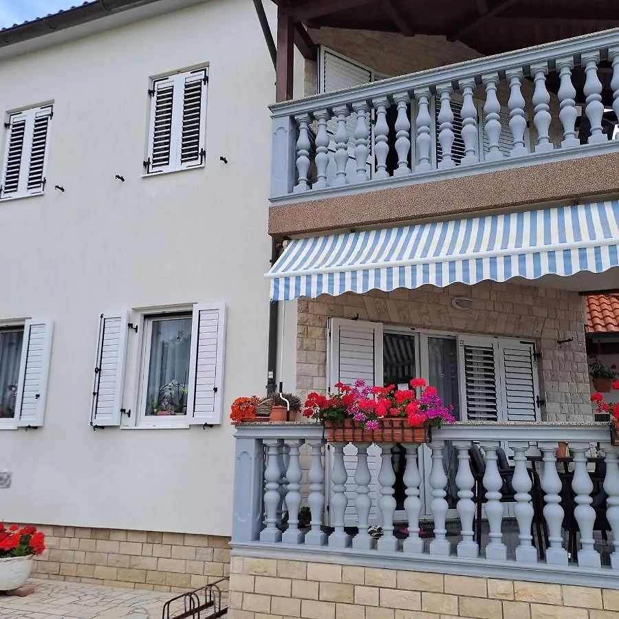 Apartmani Mila-Casa Bianca Medulin Croatia